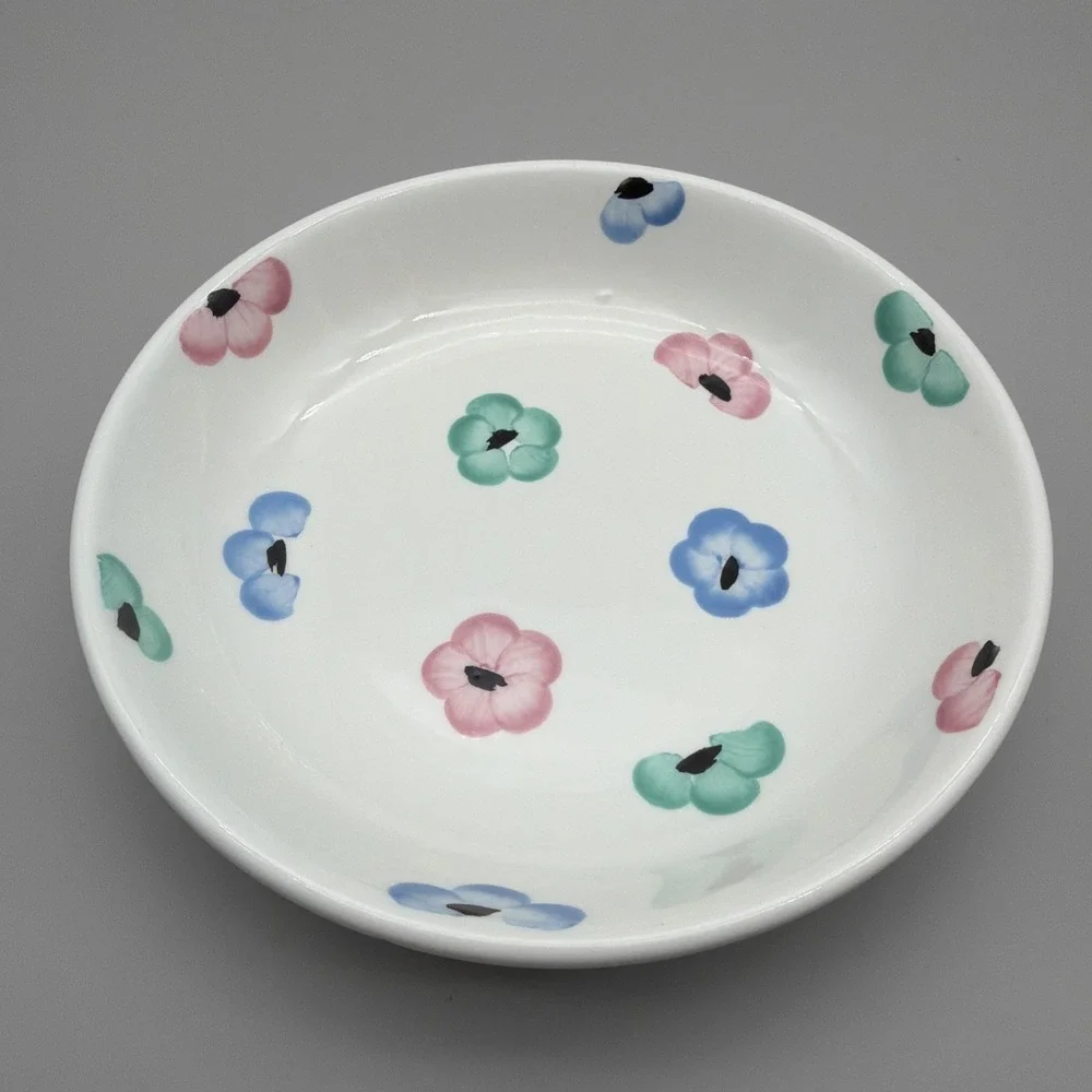 Pier 1 Italy PER72 Blue Pink Green Flowers Floral Ceramic 8 1/2